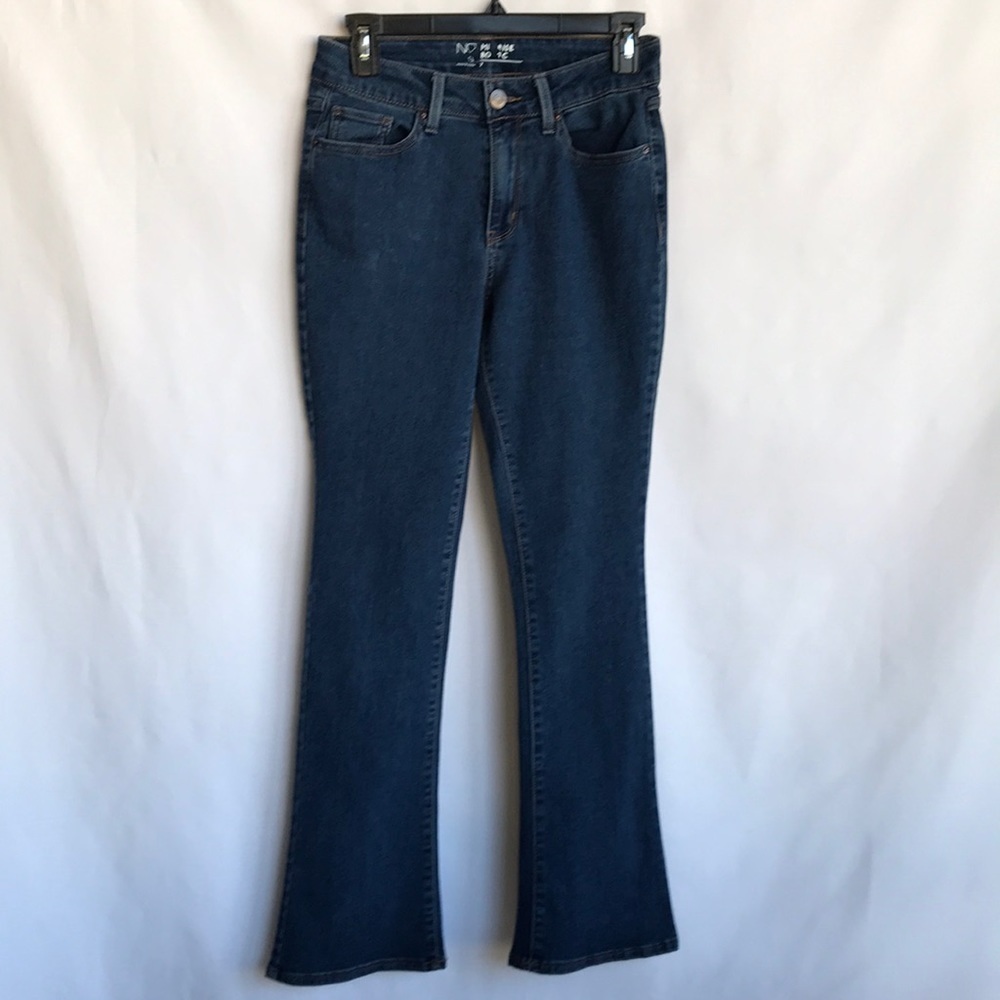 Midrise bootcut medium dark blue jeans, size 7
